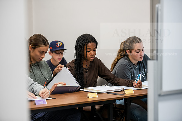 HomeschoolClassicLearnCenter0924AWB_7715