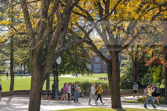 FallCampusLife1024AWB_5551