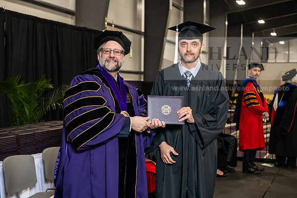 070SPGradBachelorArts0525AWB_3433