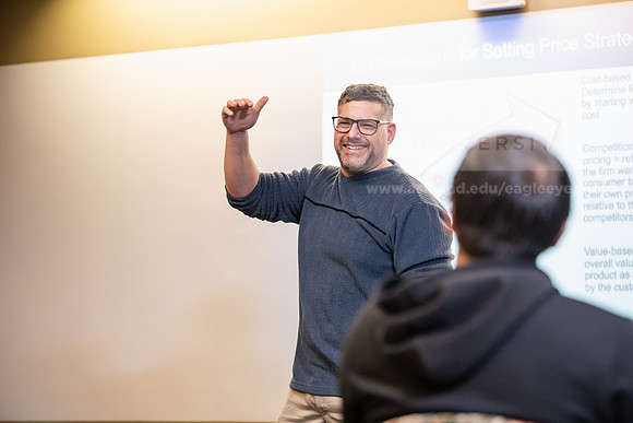 MBADigitalMarketing0324AWB_8320