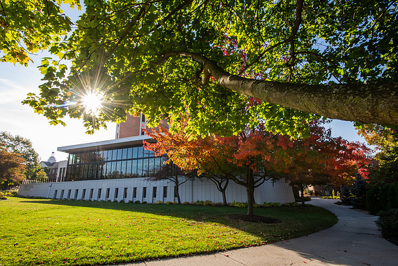 FallCampusLife1024AWB_5179