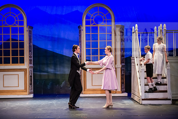 TheatreSoundOfMusic0325AWB_2568