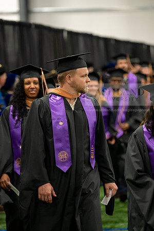 064SpGradProcessional0525AEAU-Graduation-2025-Andrew-0037