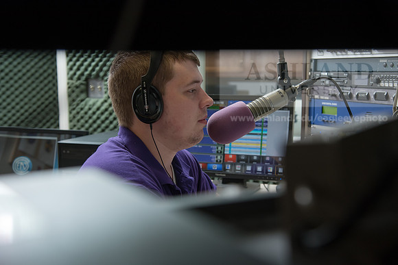 WRDLRadio0916ALW_8231