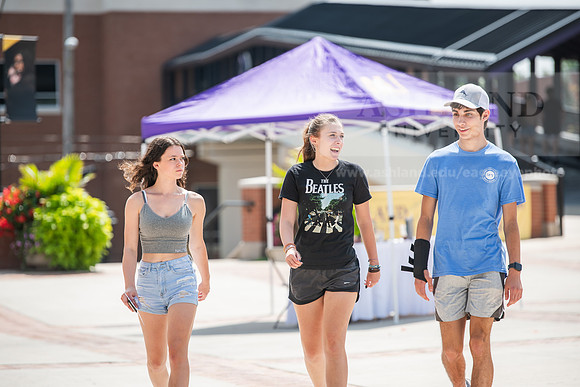 MoveInDay0824AWB_0380