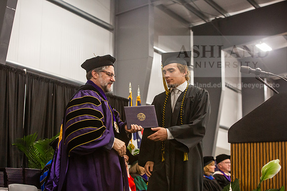 050SpGradBachelorScience0525JH6Q8B9083