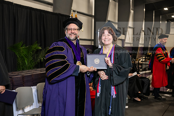 004SPGradBachelorArts0525AWB_3381