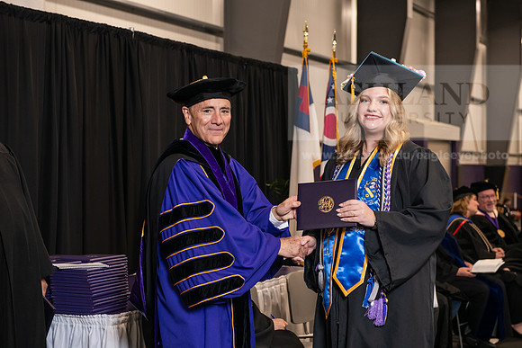 019SpGradBachelorNursing0524AWB_9721