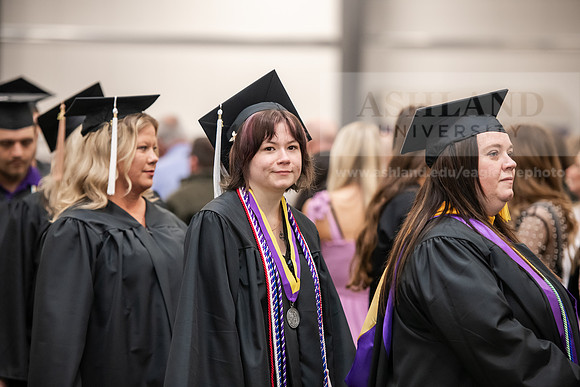124SpGradProcessional0525AWB_2400