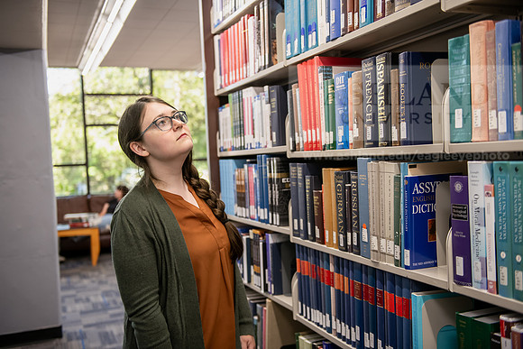 SeminaryLibrary0524AWB_0839