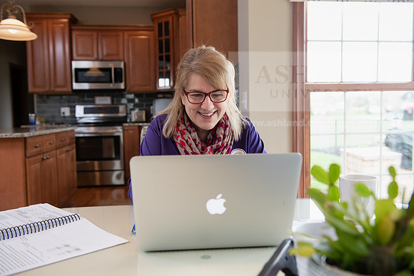 OnlineEducation0420ALW_0829