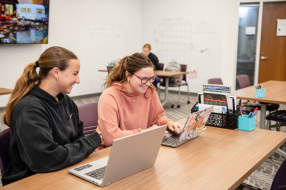 WCCStudentStudy1024AWB_8180