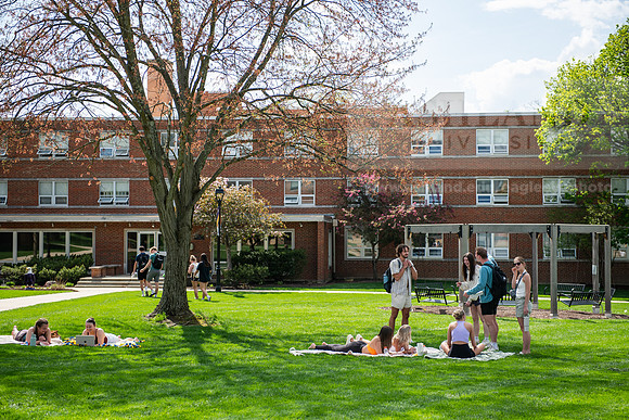019SpringCampusLife0425AWB_9627