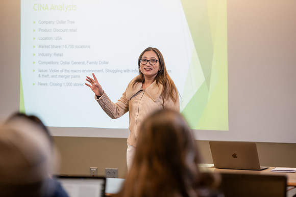 MBA501ProfSchmeller0324AWB_6926