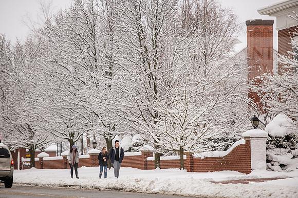 WinterCampusLife0123ALW_3608