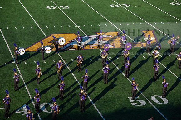 AUvIUPFootball0924ALW_8293