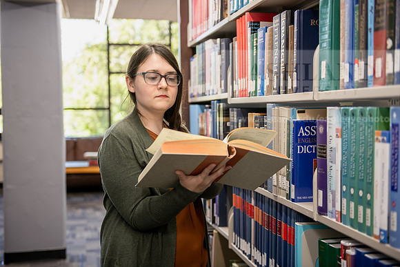 SeminaryLibrary0524AWB_0851