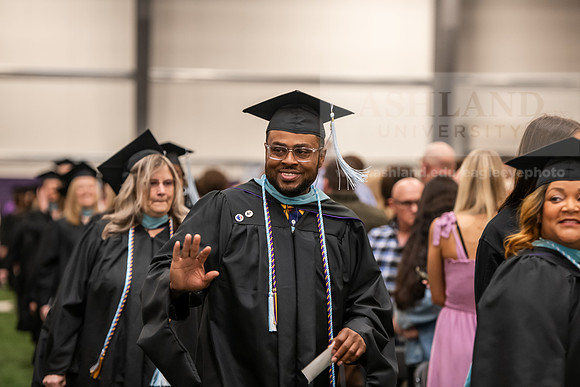 076SpGradProcessional0525AWB_2355