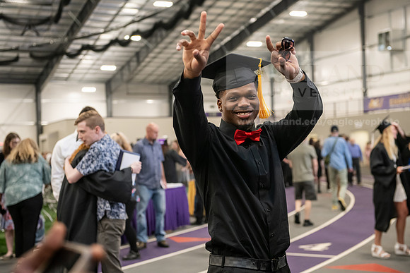 041SpGradPostCeremony0524AWB_0047