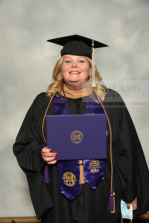 159MasterBusinessWiGrad1221MP7_0761
