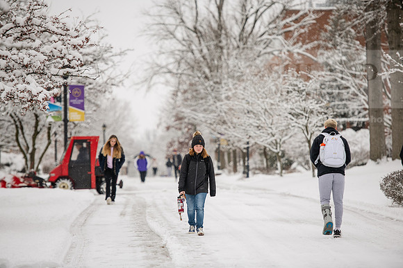 WinterCampusLife0123ALW_3556