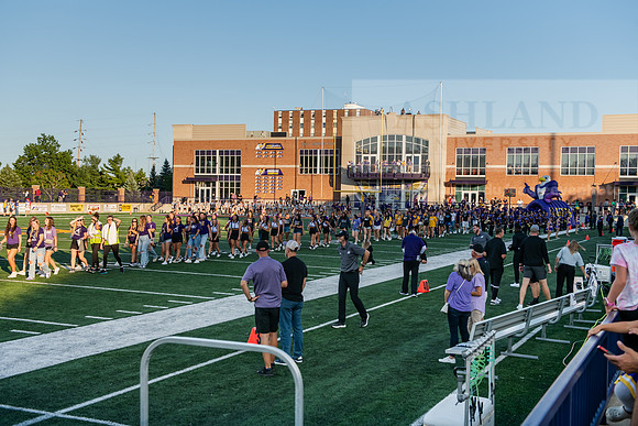 AUvIUPFootball0924AWB_3490