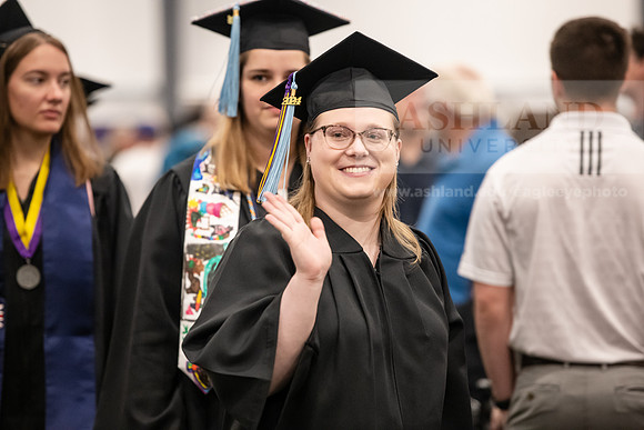 304SpGradProcessional0524AWB_8696