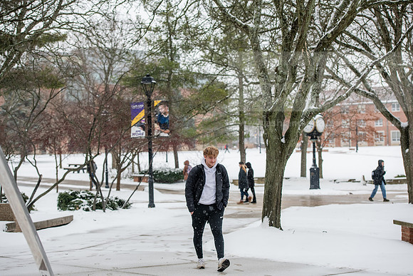 StudentsReturnWinterCampus0125AWB_6779