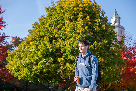FallCampusLife1024AWB_5043