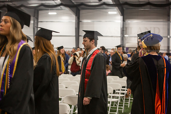 123SpGradProcessional0525JH6Q8B8188