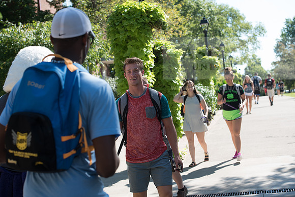 StudentsCampus0816ALW_0551
