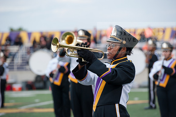 AUvsFindlayFtball0916ALW_7558-2