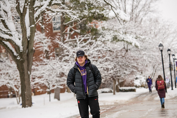 WinterCampusLife0123ALW_4209