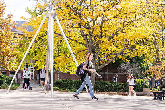 FallCampusLife1024AWB_5429