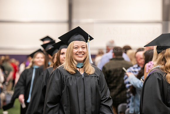 078SpGradProcessional0525AWB_2357