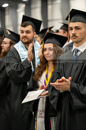 101SpGradCeremony0525AEAU-Graduation-2025-Andrew-0189