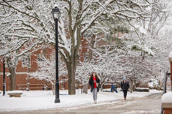 WinterCampusLife0123ALW_4156