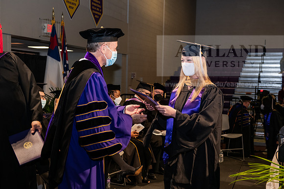 054MasterBusinessWiGrad1221ALW_6718