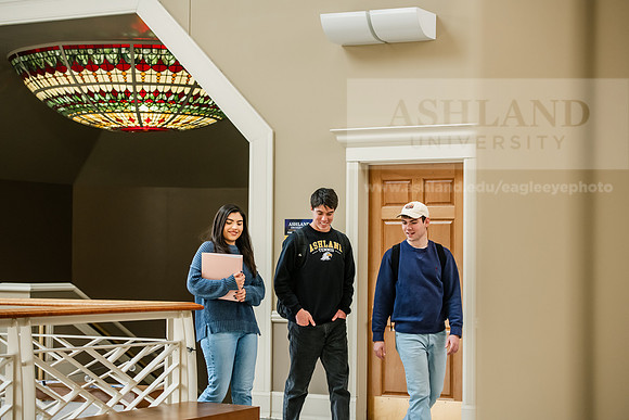 AdmissionsLatinoHispanicMarketing0125AWB_9786