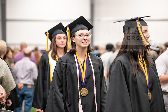 183SpGradProcessional0524AWB_8611