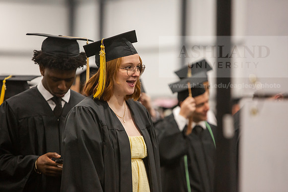 068SpGradPreCeremony0525JH6Q8B8022