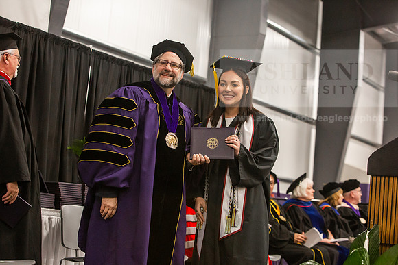 164SpGradBachelorSciEducation0525JH6Q8B9648
