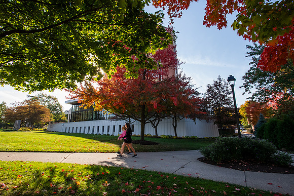 FallCampusLife1024AWB_5139