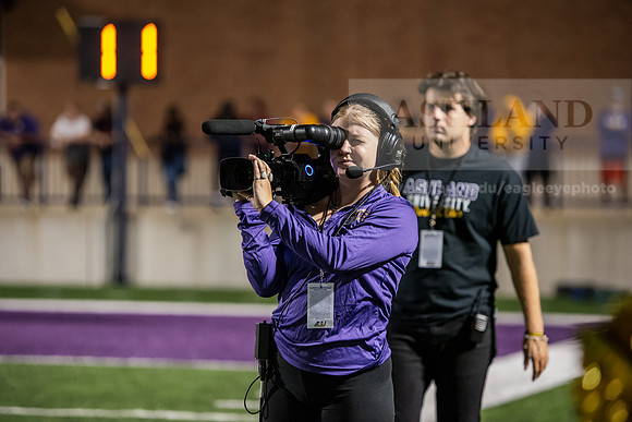 AUvIUPFootball0924ALW_8446