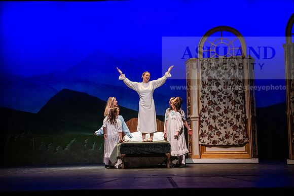 TheatreSoundOfMusic0325AWB_2244