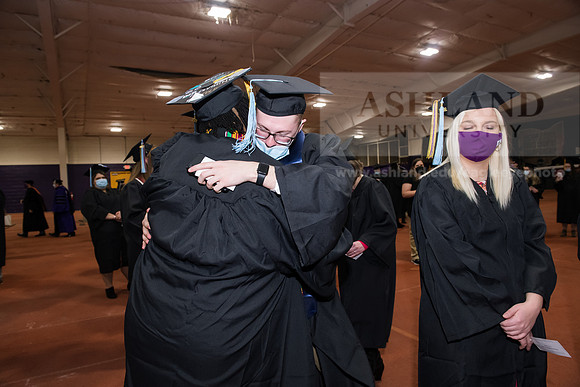 061WiGradPreCeremony1221ALW_6043