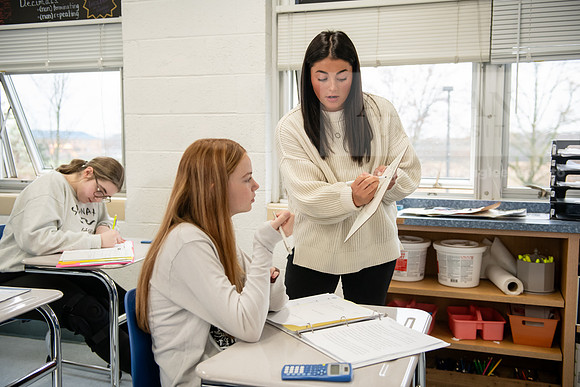 EducationStudentTeachingBurdette0424AWB_2131