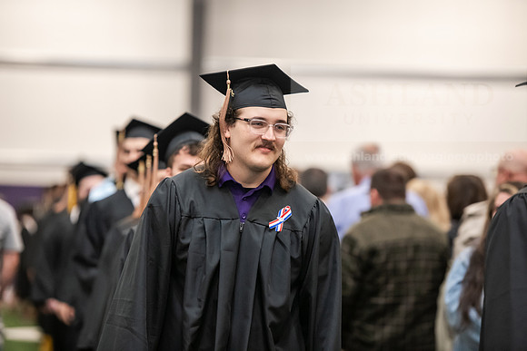 304SpGradProcessional0525AWB_2525