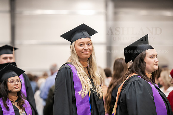 107SpGradProcessional0525AWB_2384