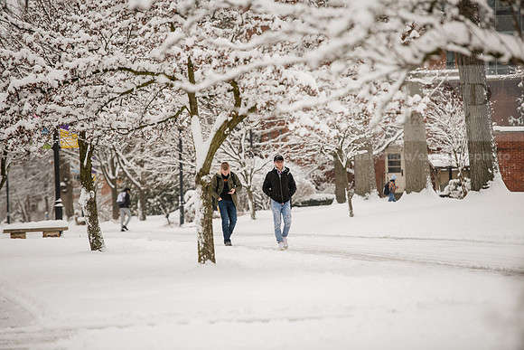 WinterCampusLife0123ALW_3450